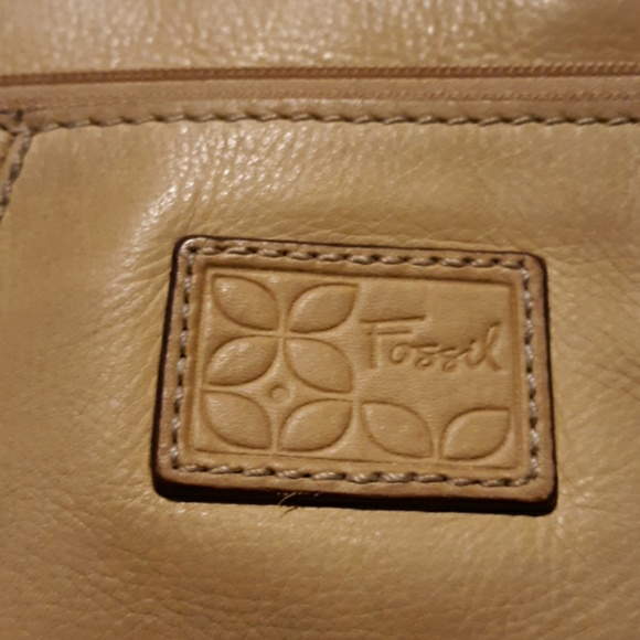 Fossil purse - Picture 2 of 8